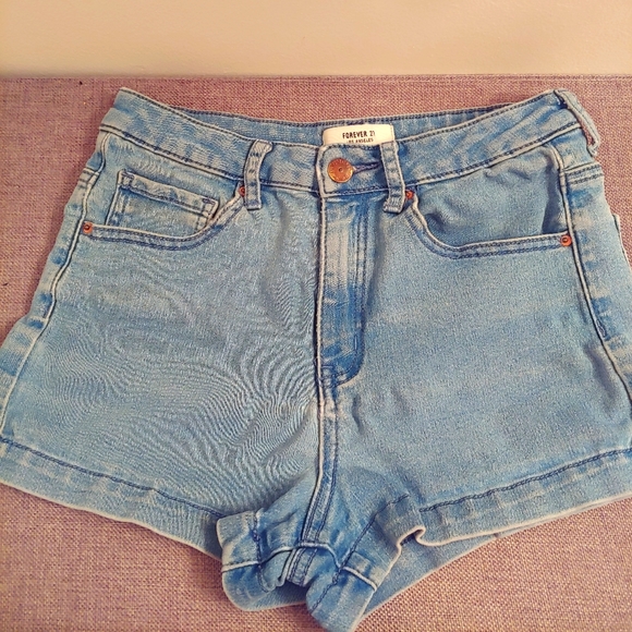 Forever 21 Pants - Forever 21 Los Angeles denim short length shorts Size 27